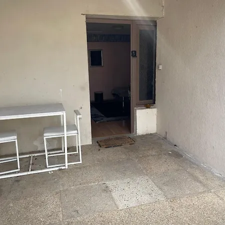 Apparement Spacieux Au Centre De דירה